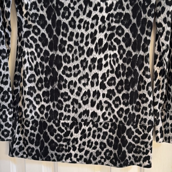Caché Vintage Gray & Black Leopard Embellished Top - Picture 9 of 11